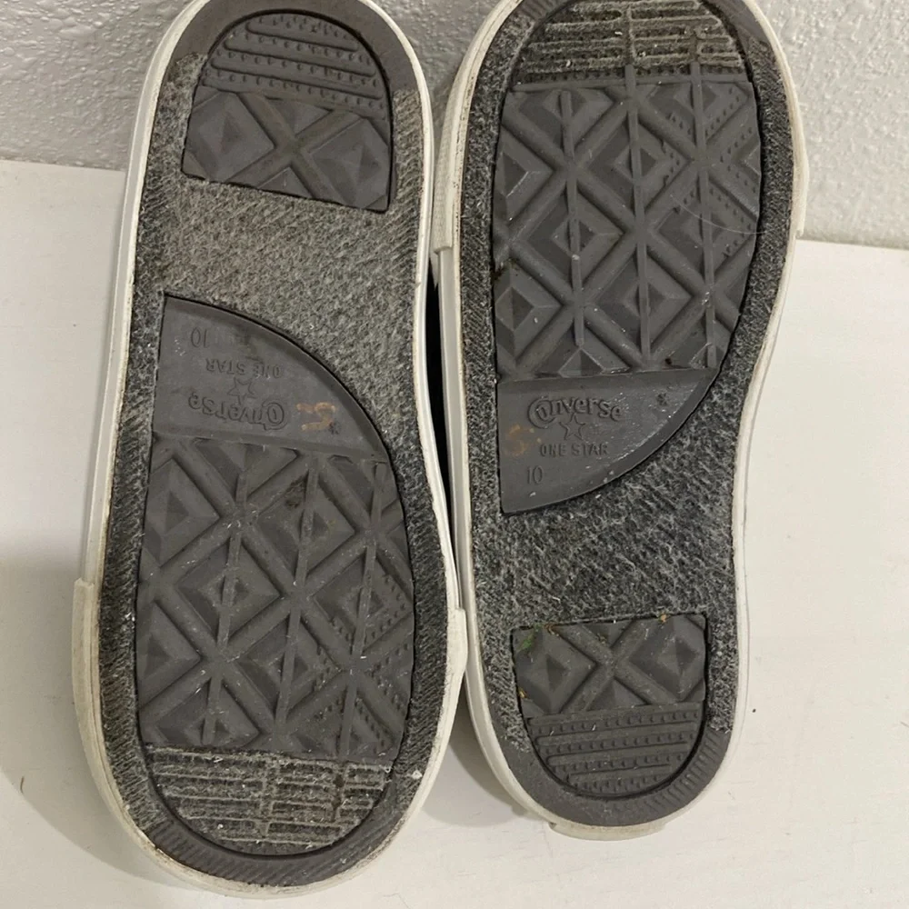 Converse One Star Gray Hook and Loop Sneakers | Size 10 kids